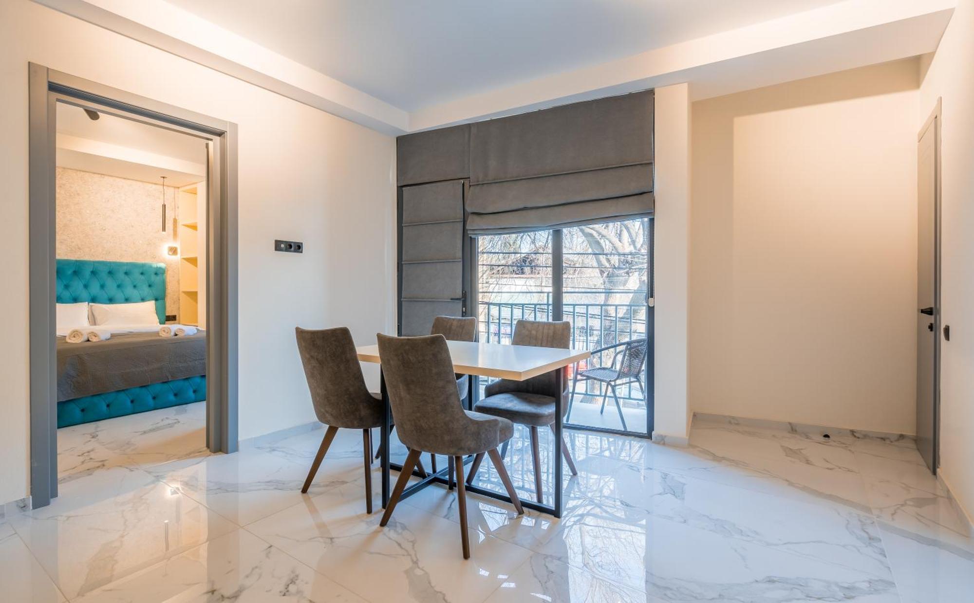 Luxury X By Umbrella Aparthotel Tbilisi ภายนอก รูปภาพ
