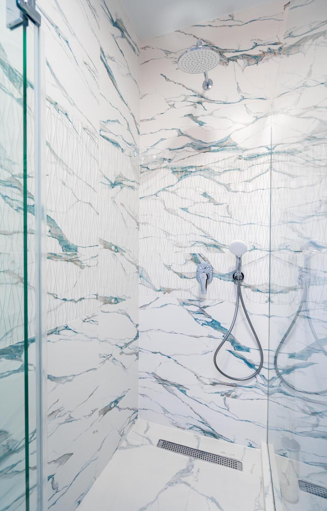 Luxury X By Umbrella Aparthotel Tbilisi ภายนอก รูปภาพ